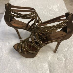 Michael Tessa Bronze stiletto.